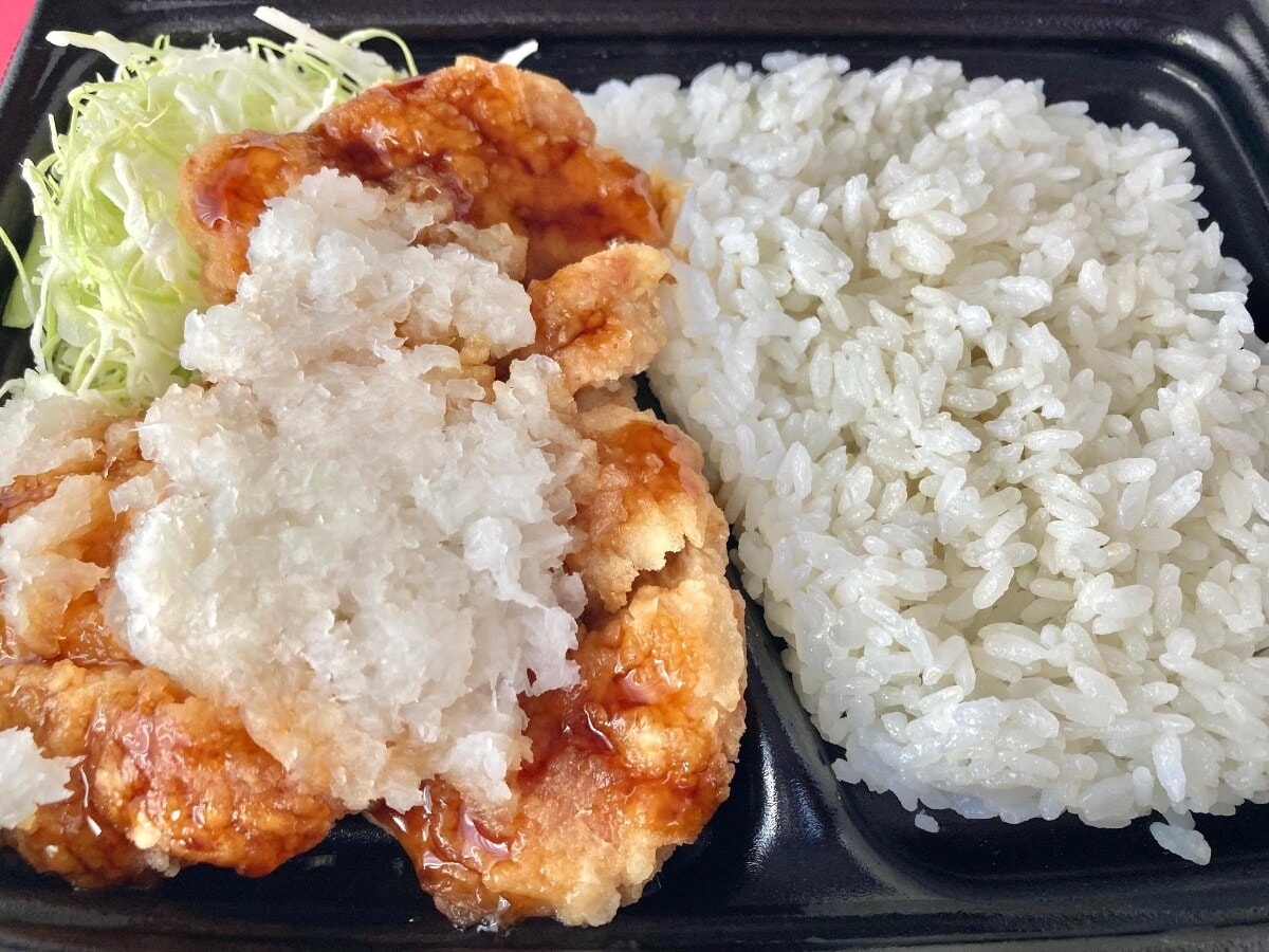 ボリューム・肉感に大満足！【ローソン】さっぱり食べられる鶏竜田弁当