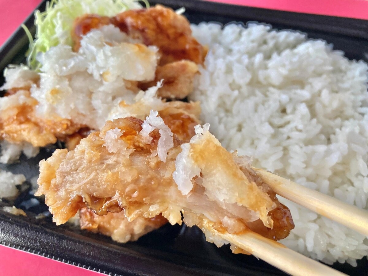 ボリューム・肉感に大満足！【ローソン】さっぱり食べられる鶏竜田弁当
