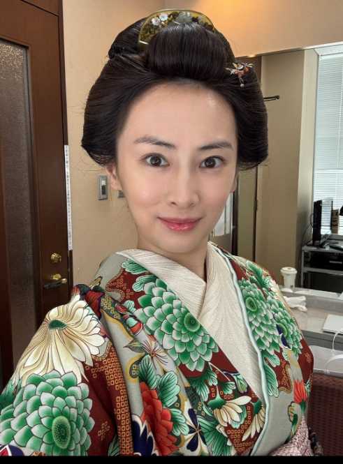 X:北川景子(@KKeiko_official)より