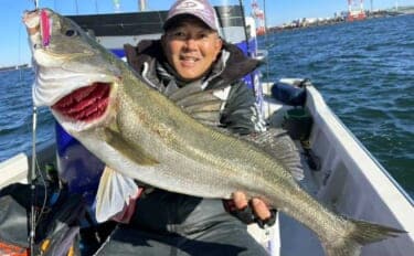 冬の東京湾シーバスジギング入門 ランカーが狙えるタックルと基本の釣り方