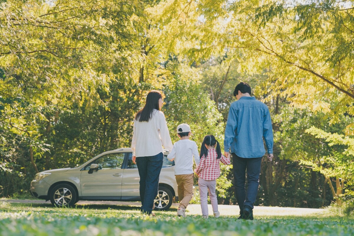 毎日12Lもの水をスーパーで……世帯年収700万の女性、近づく子育て費用の増加に“恐怖”