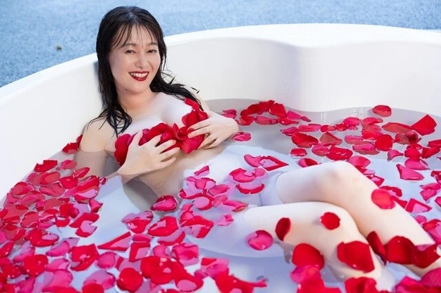 竹中知華デジタル写真集『Everyday TOMOKA』（撮影／唐木貴央）