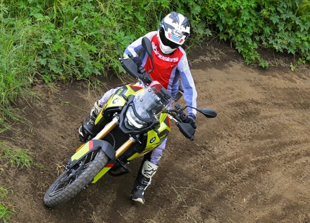 BMW F 900 GS 週末の林道も、長距離ツーリングもF 900 GSなら、どこまでも自由に楽しく走れてしまう。充実装備満載。価格208万9000円~