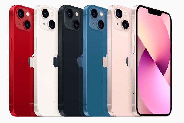 iPhone 13シリーズ　2021年発売のiPhone 13シリーズ。6.1インチの通常モデルと、5.4インチのminiがラインナップ。キャリア系、大手家電量販店系などどの販売業者でも豊富に弾数がそろっており、5万円台前半が中心