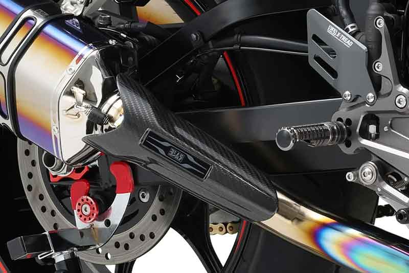 ヨシムラが Hayabusa用「フルエキゾーストHEPTA FORCE チタンサイクロン 2本出し 政府認証」の受注をスタート! 記事9
