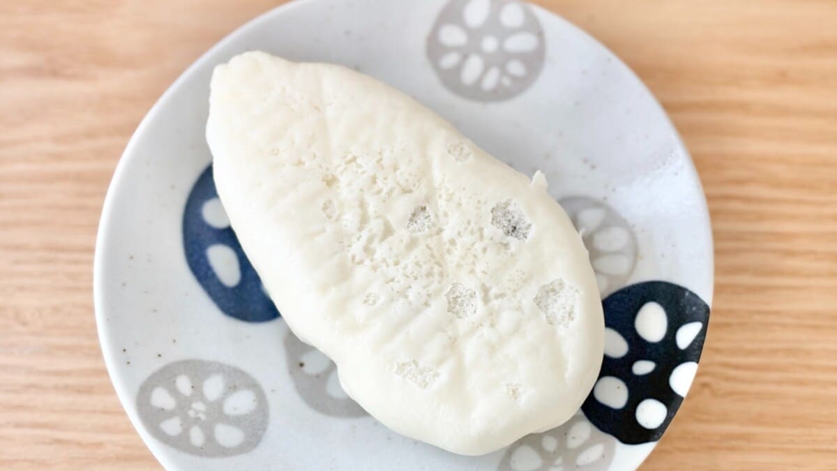 丸じゃない……だと？【ファミマ】の限定中華まんは外も中もいつもと違う