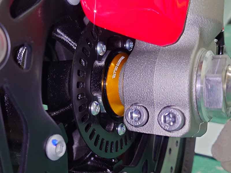 寺本自動車商会から Z900RS・YZF-R9・ZRX1200DAEG 向け新製品が発売！ 記事5