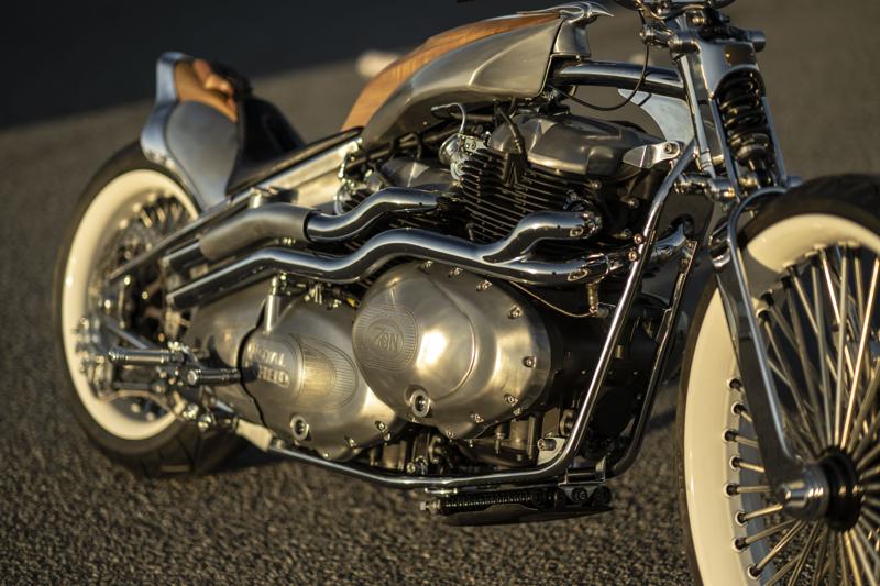 ロイヤルエンフィールド公式カスタムプロジェクトカスタムバイク「VITA」をDeus