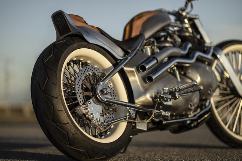 ロイヤルエンフィールド公式カスタムプロジェクトカスタムバイク「VITA」をDeus