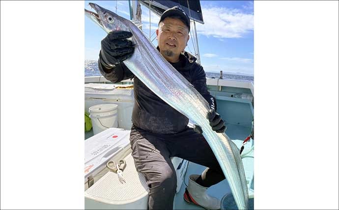 【沖釣り釣果速報】指8本幅ドラゴン級も浮上！タチウオ便で良型続出（大分・熊本）