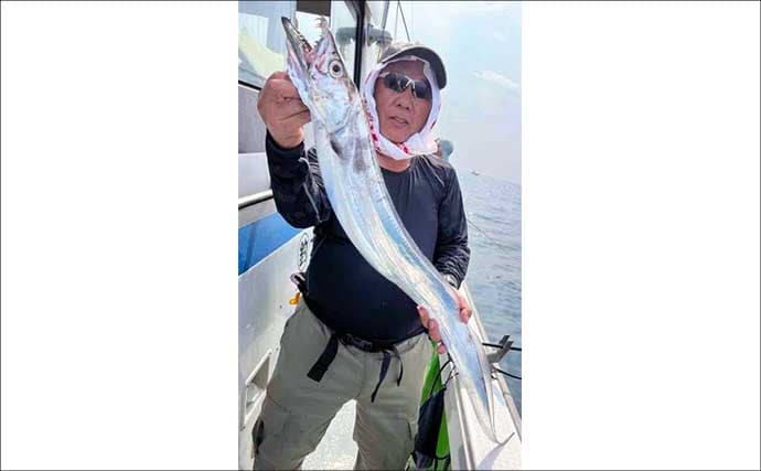 【沖釣り釣果速報】指8本幅ドラゴン級も浮上！タチウオ便で良型続出（大分・熊本）