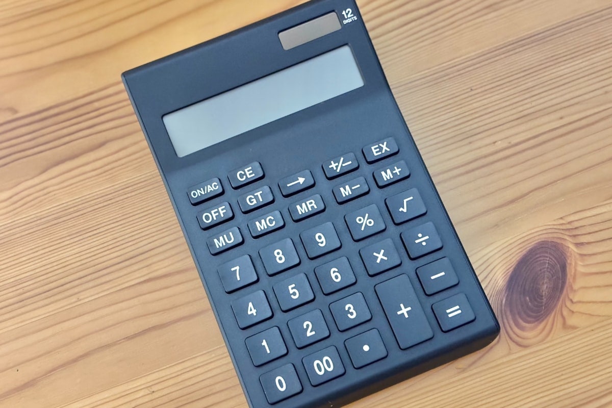 100均の電卓おすすめ7選【ダイソー・セリア・キャンドゥ】使いやすい・かわいい商品も