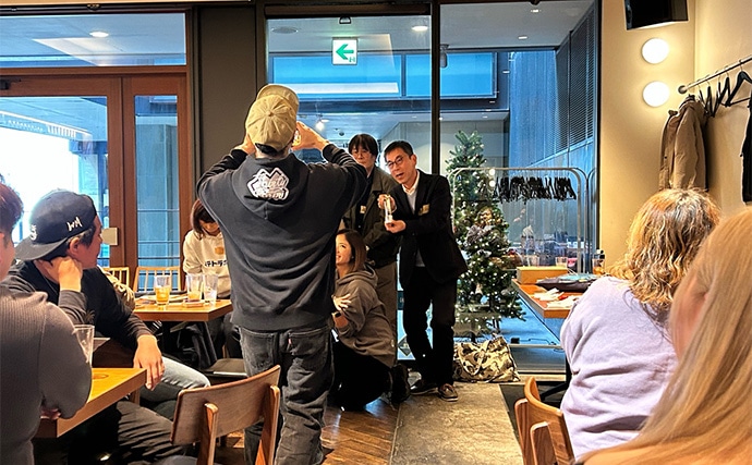 釣り業界のオフ会＆忘年会に参加してみた　釣り場とは異なる雰囲気に緊張？