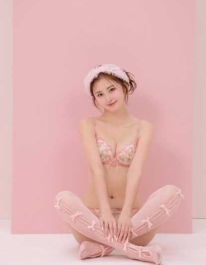 Instagram:ゆうちゃみ(@chamitan_0908)より