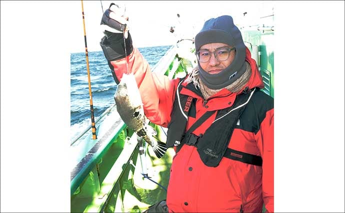 「トラフグ専門船で本命連発！」カットウ釣り初挑戦者もヒットして船中12尾【東京湾・吉野屋】
