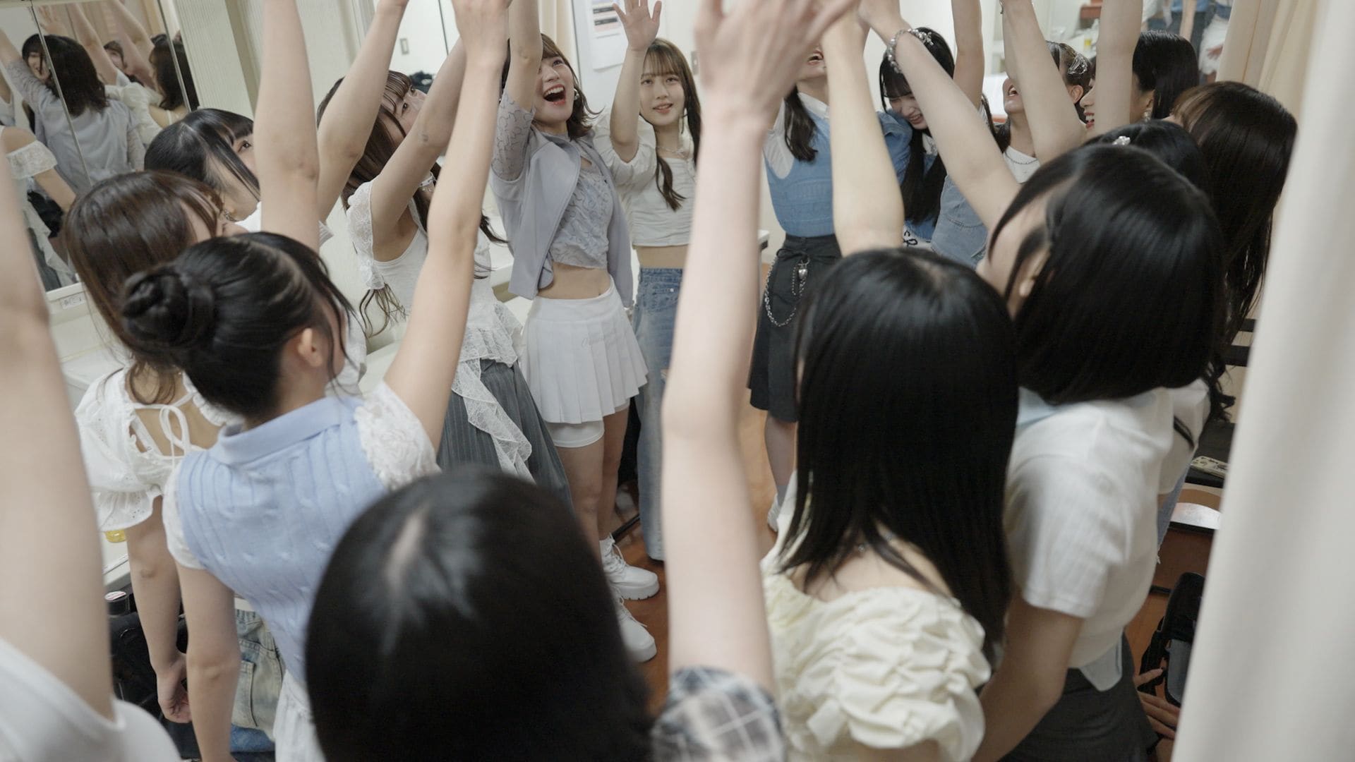 「Documentary of another IDOL3.0」第2回より　(C)OVERSE