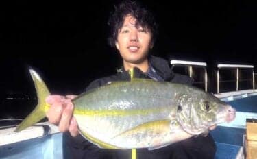 【沖釣り釣果速報】志摩〜鳥羽沖のウタセマダイ釣りで秋の風物詩シマアジ登場!(三重)