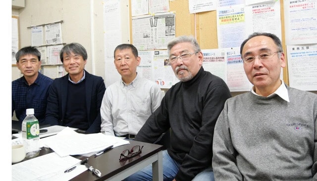 JR東海の中で唯一のモノ言う組合「JR東海労働組合」。左から2人目が淵上利和中央本部執行委員長