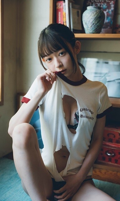 まいきちデジタル写真集『眠れない夢』／撮影：カノウリョウマ
