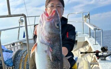 【沖釣り釣果速報】茱崎沖の中深海釣りでマダラ好食い！肉厚良型が続々浮上（北陸）