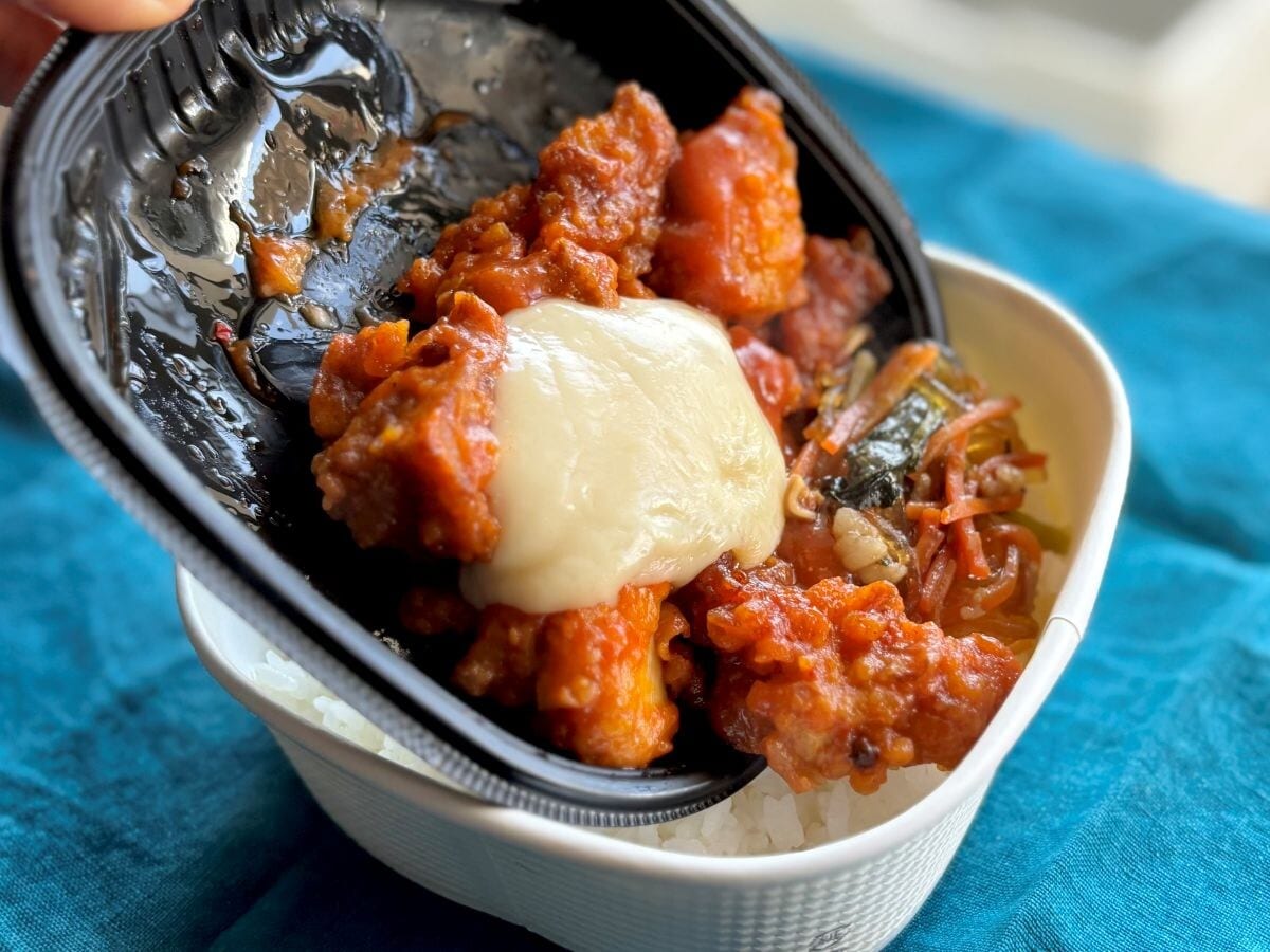 韓国好きは絶対食べて!【セブン】話題のヤンニョム丼がウマすぎた