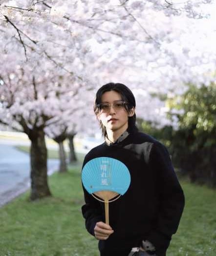 Instagram:目黒蓮(@sn_meguro.ren_official)より