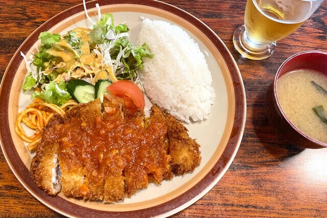 「ポークカツ（ライス付）」（1000円）