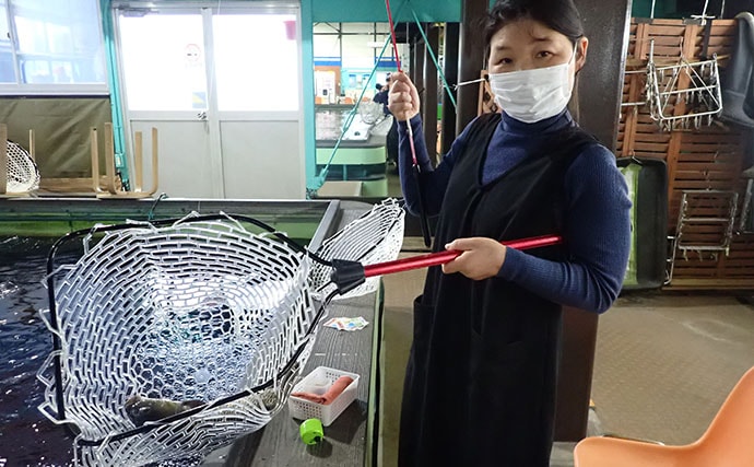 「屋内釣り堀は荒天時の強い味方！」 つり堀太郎でコイ釣りを満喫【千葉】