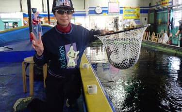 「屋内釣り堀は荒天時の強い味方！」 つり堀太郎でコイ釣りを満喫【千葉】