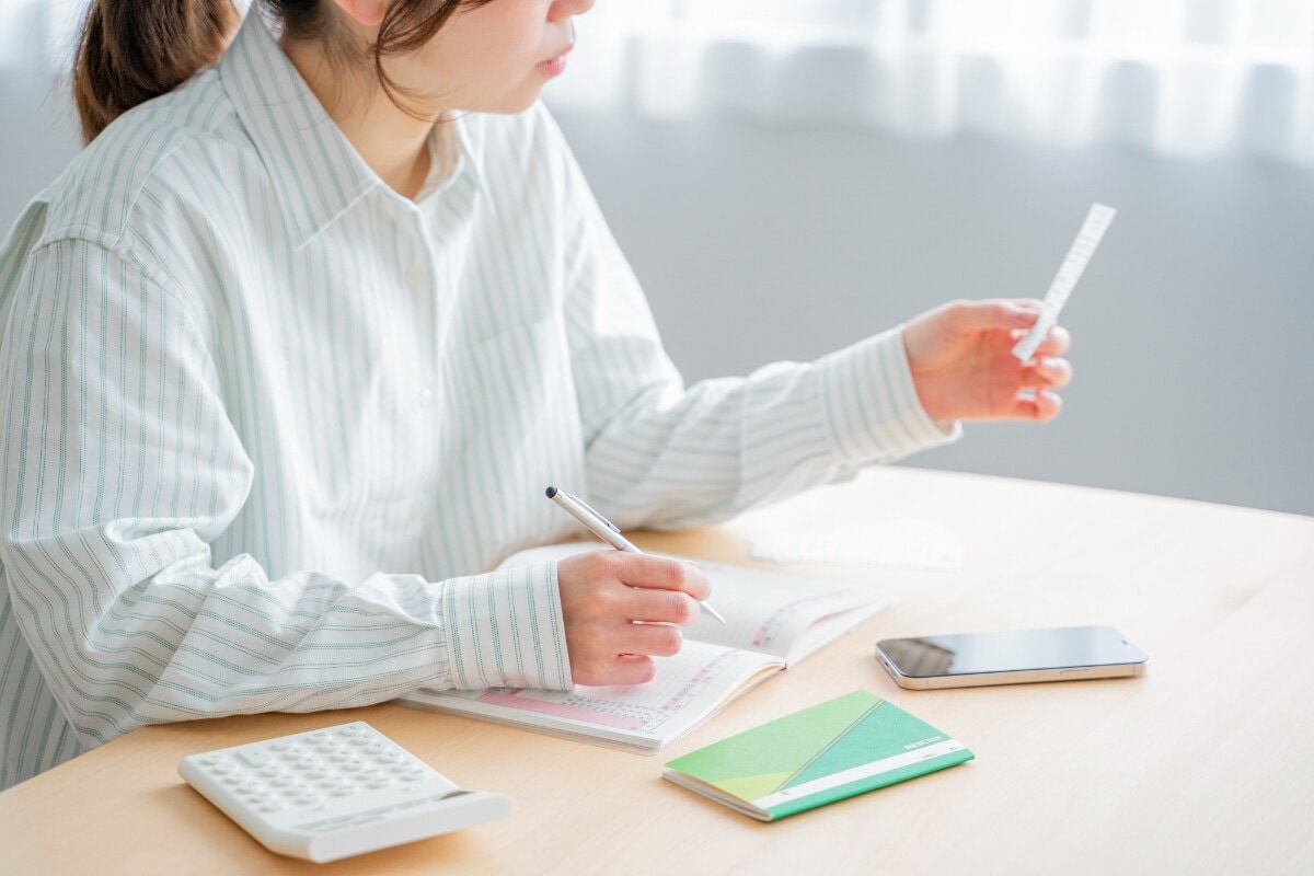 まさか自分が!年収300万・25歳女性がSNSで見つけたモノとその後に起きた「ただただ悔しい」事態