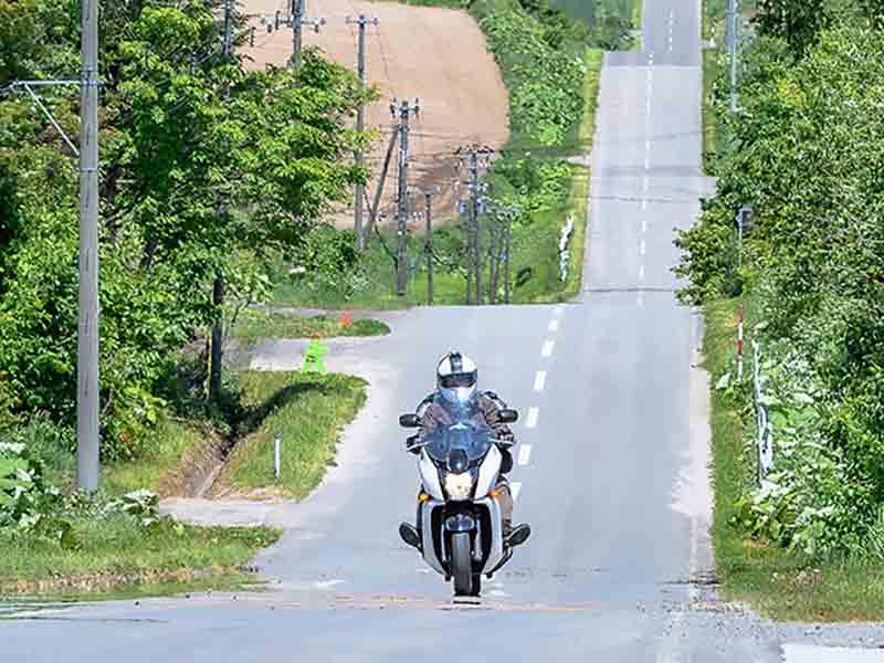 宮城光さんと走る「北海道絶景ツーリング」を7/14催行! 選べるレンタルバイク付きツアー メイン