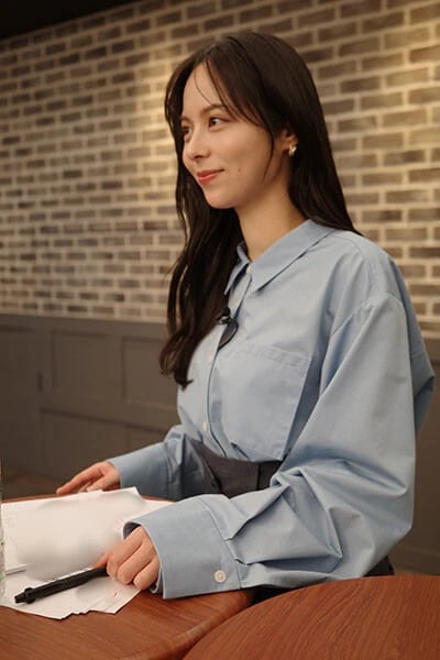 収録中のひとコマ。球春到来に向けて私も準備中です。