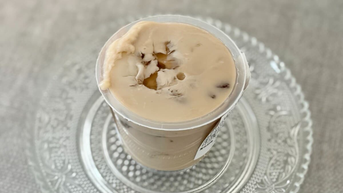 紅茶が香る大人の味♡【ローソン限定】贅沢気分を味わえちゃうプリン