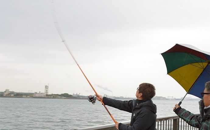 哀川翔さんが1投目から本命ハゼを手中！ 300人が参加した『三河湾釣り大会』が開催