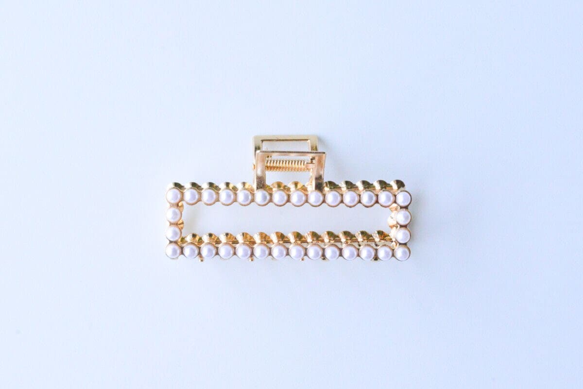 ダイソーのヘアクリップおすすめ7選｜かわいいミニや大きいものも紹介