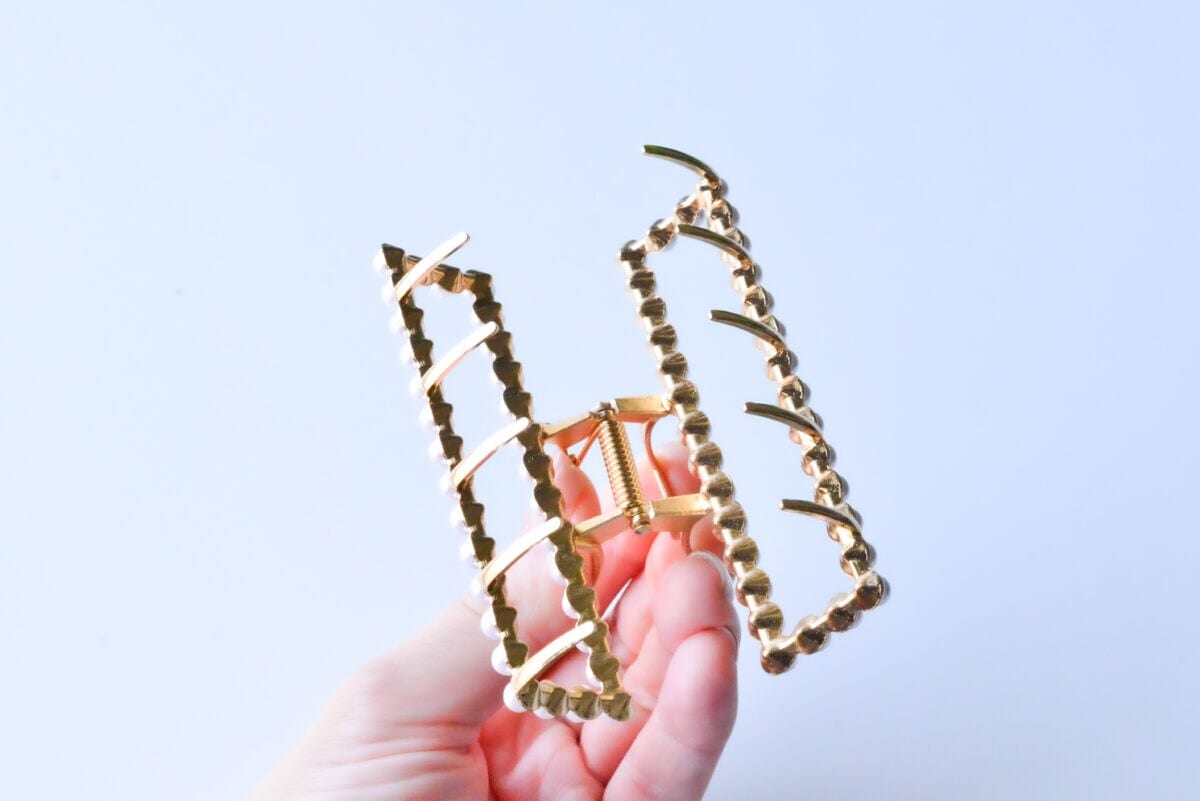 ダイソーのヘアクリップおすすめ7選｜かわいいミニや大きいものも紹介