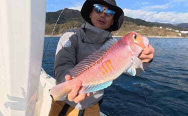 「海底の起伏を狙うと魚が釣れる！」 ボートアマダイ釣りで地形釣りが的中