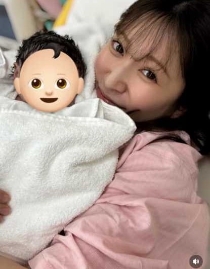 Instagram:吉田朱里(@_yoshida_akari)より