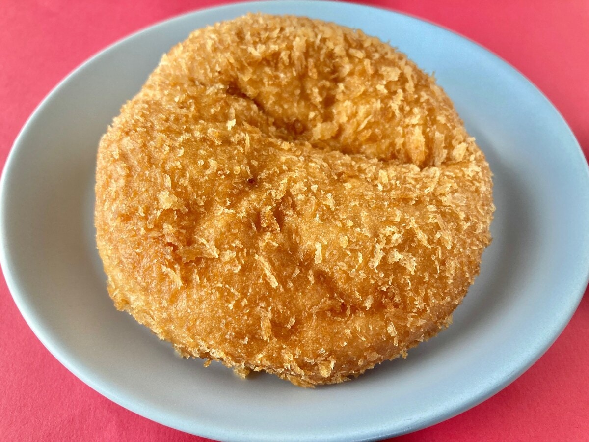 「濃厚でスパイシー！」「塩味強め？」【ローソン】斬新なキーマカレーのカレーパン