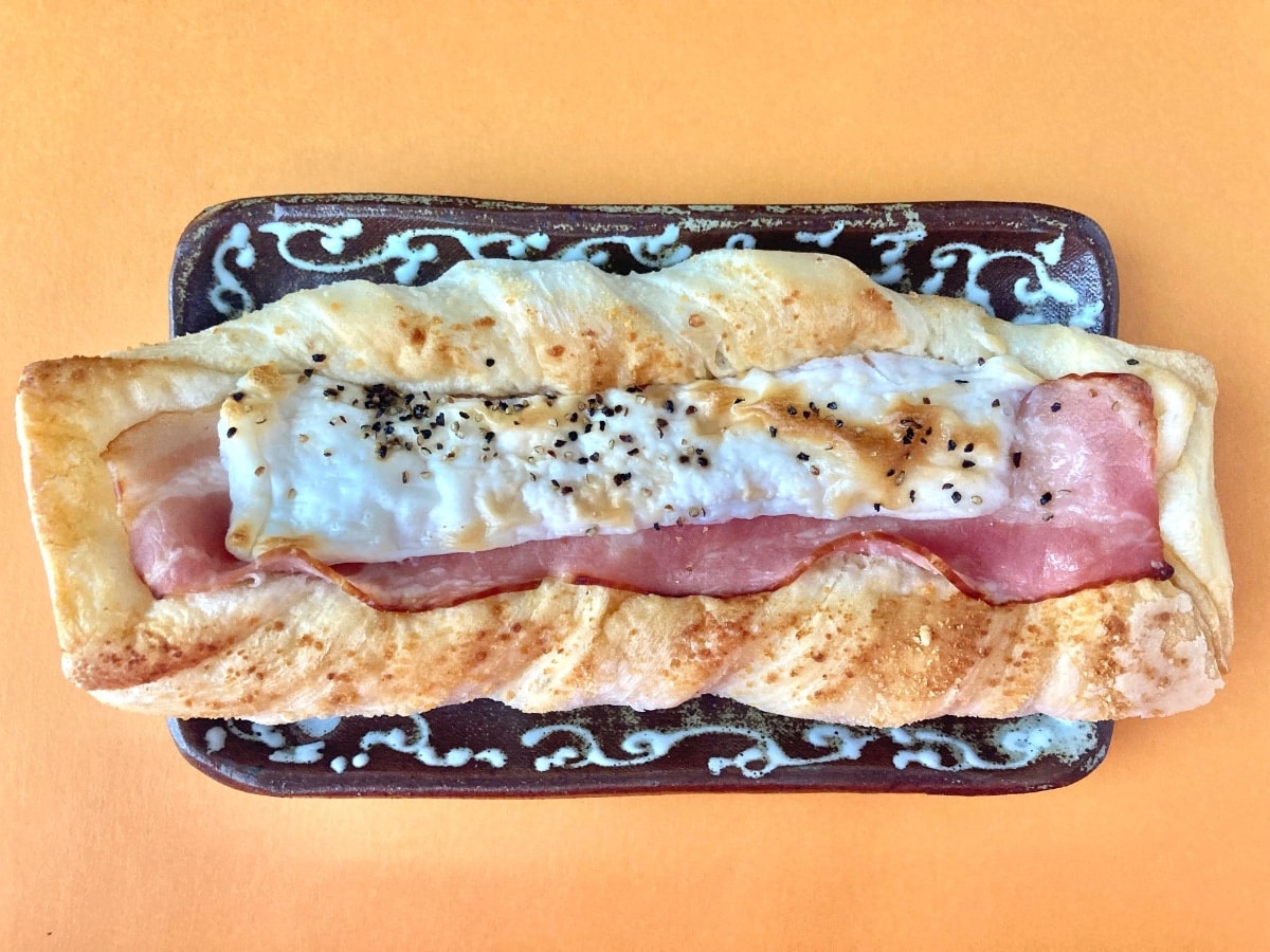 美味しい！！平べったい！！【ファミマ】コスパ最高！170円のデニッシュ