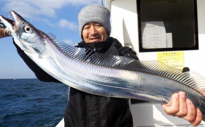 【沖釣り釣果速報】落とし込み釣りで8kg級大型ブリ浮上！5kg級ヒラメもヒット（大分・熊本）