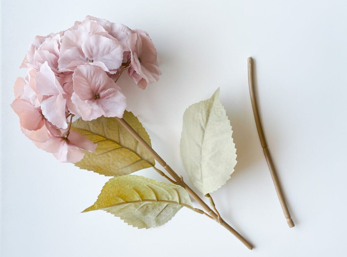 【ダイソー】造花のおすすめ商品とおしゃれなアレンジを紹介