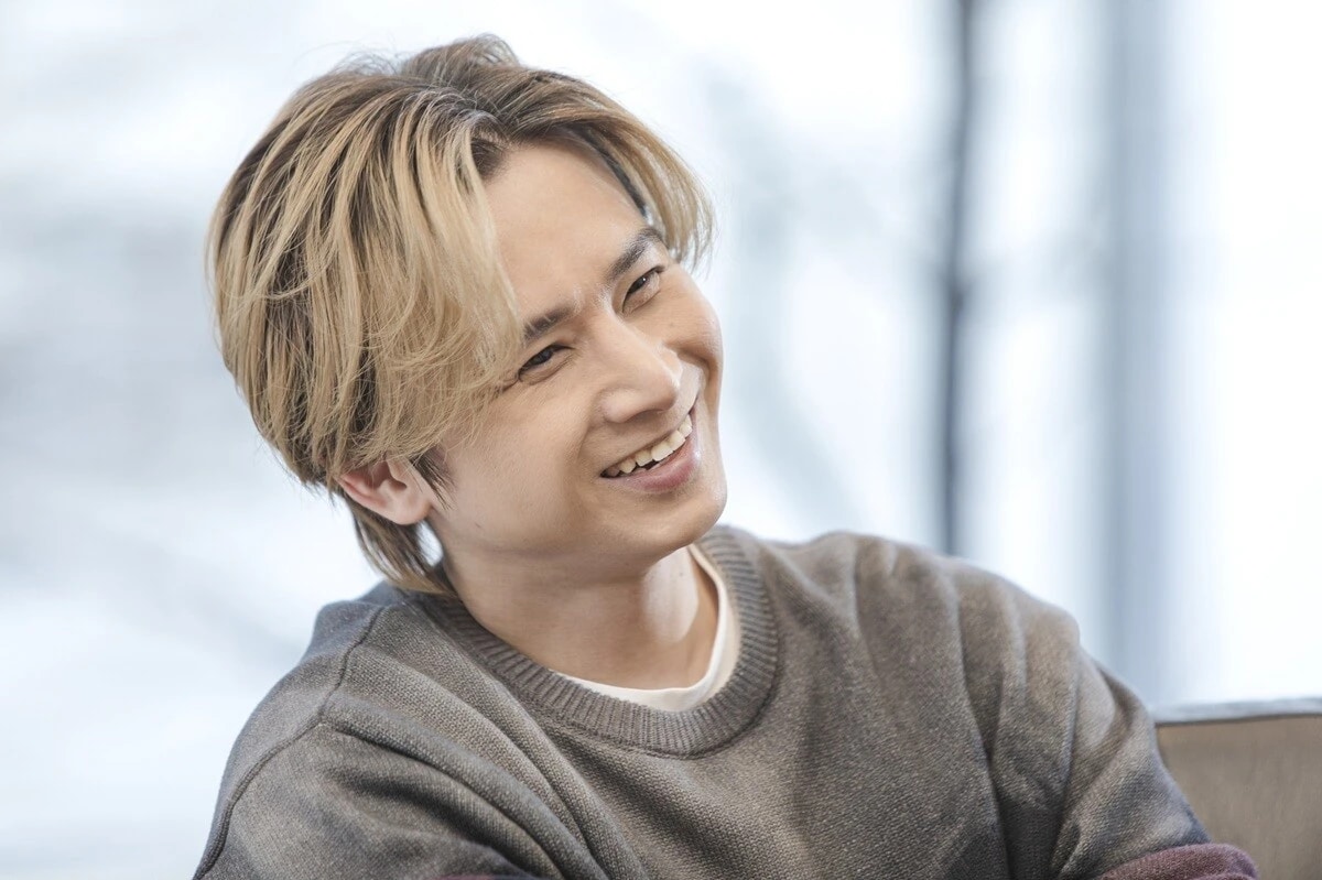 「時代が変わればルールや戦い方など、あらゆることが変化します。でも王座争いの最後のポイントになるのは人間力。そこは今も昔も変わっていないと思います」と語る堂本光一