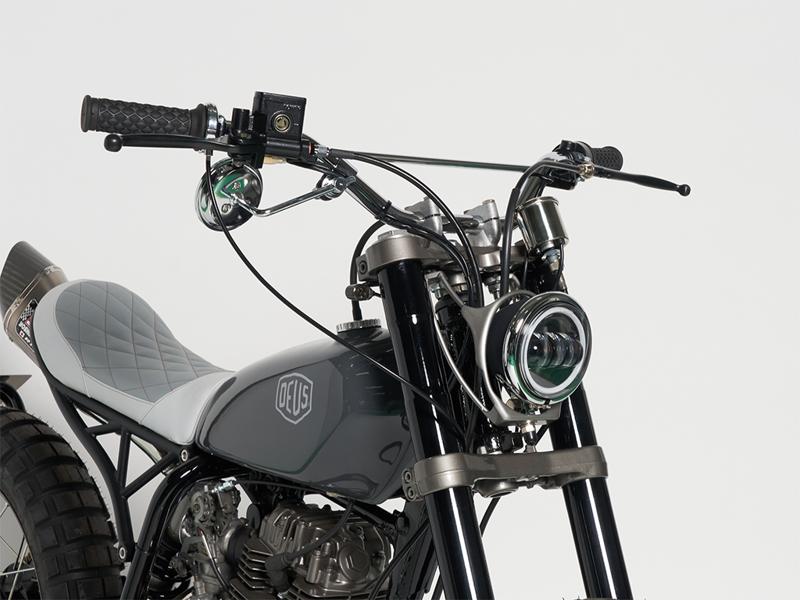 【デウス最新カスタムバイクSKOLL】