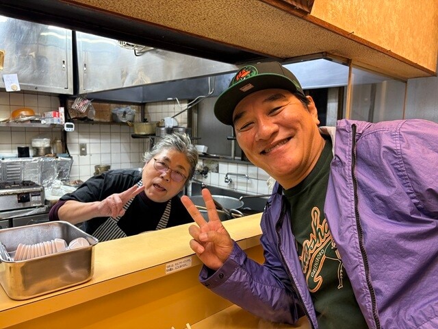 この店で50年以上も働いている店主の佐藤あや子さん