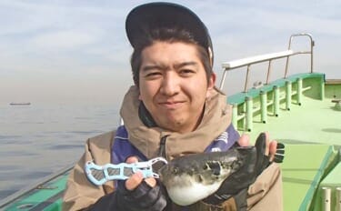 東京湾トラフグ釣りに初挑戦【千葉・吉野屋】カットウ仕掛けで本命キャッチ成功！