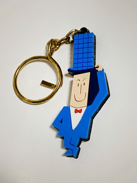 東京大使のラバーキーホルダー