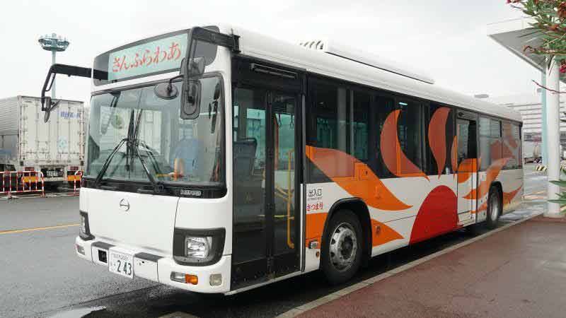 「交通フェスティバル2025 in 名谷車両基地」にさんふらわあが出展！ さんふらわあバス展示＆スケールモデルキットの訳あり品販売 記事2